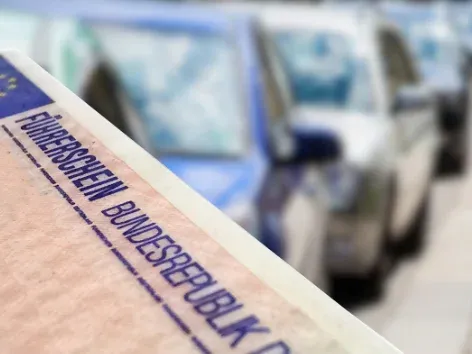 Дорого и стрессово: насколько сложно получить водительские права в Германии?