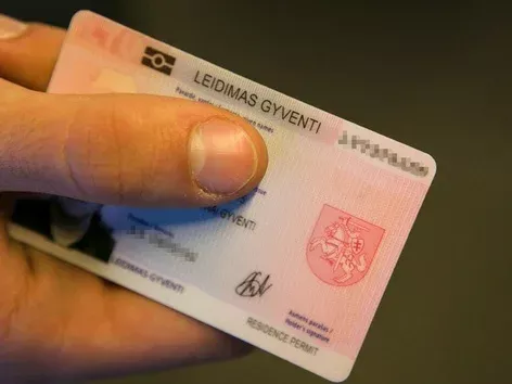 Who can get an EU Blue Card in 2025 and how?