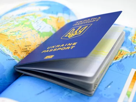Documents abroad: what services are available to Ukrainians now?
