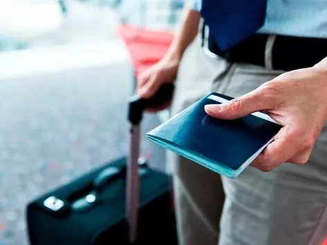 Residence permit in Ukraine for family reunification: who can get it and how to do it?