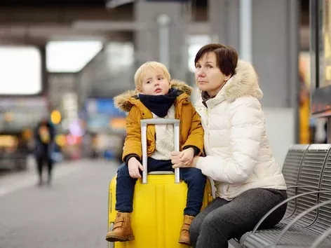 Crossing the border with children: updated rules 2023