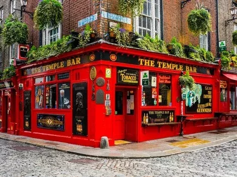 Closing centers and cutting benefits: Ireland introduces new changes for Ukrainians