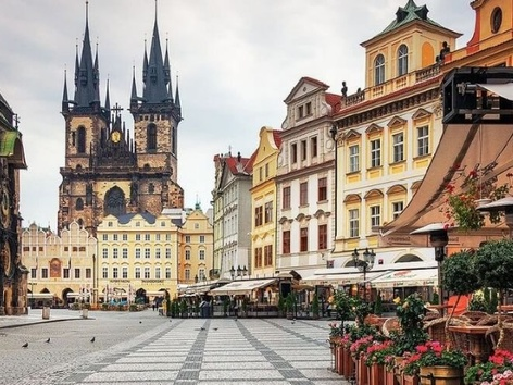 Online platforms for learning Czech