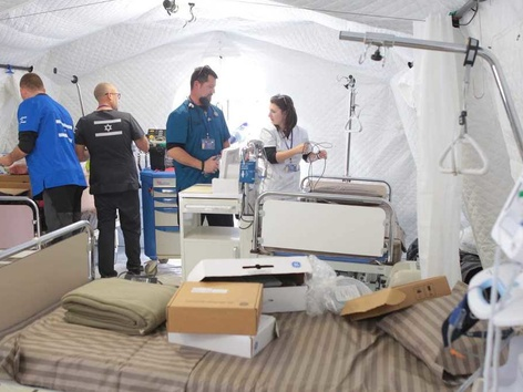 Field hospitals: where to get first aid on the way to the border?