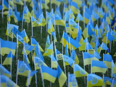 How many people have died in the Ukraine war?