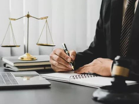 Why should you contact a lawyer when applying for a residence permit in Ukraine?