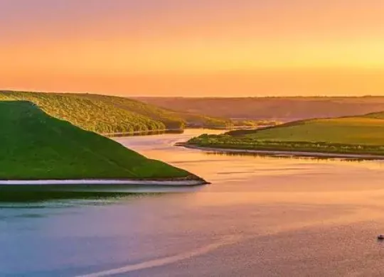 Небанальные места для летнего отдыха в Украине в 2025 году