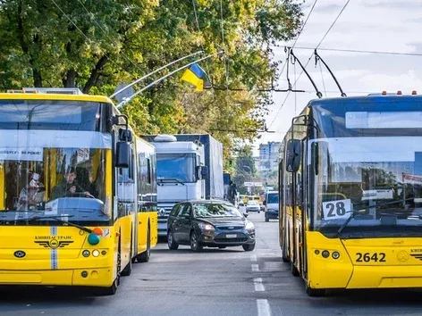 How Public Transport in Ukraine Works in 2025: Fares, Payment, and Mobile Apps