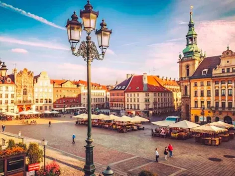 Новые правила медицинского страхования для украинцев в Чехии: важные изменения