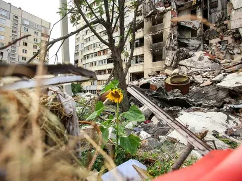 A trillion UAH damage: how Ukraine plans to dispose of war-torn garbage