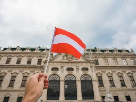 Austria has simplified access to the labor market for Ukrainian refugees: when will RWR+ be available?