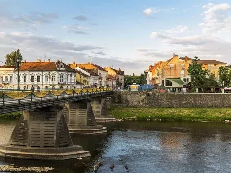 Как добраться в Ужгород из-за границы в 2025 году?