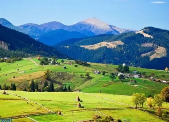 What is the best time to travel to Ukraine?