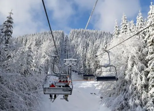 Сезон катания на лыжах в Буковеле: самые красивые склоны, советы для новичков и адреналиновых наркоманов