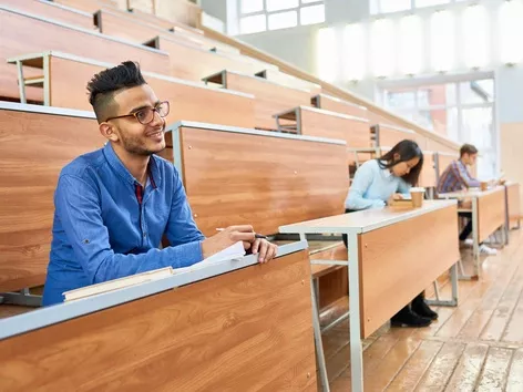 Residence permit in Ukraine for foreign students on the basis of studies: how to get it?