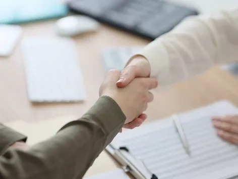 Which foreigners do not need a work permit in Ukraine: a list of exceptions