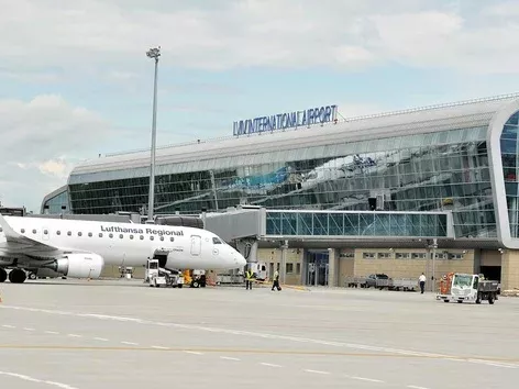 Ukraine presents a roadmap for opening airports during the war: details