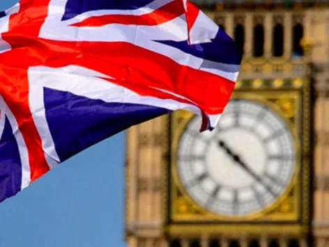 UK raises visa prices: new cost